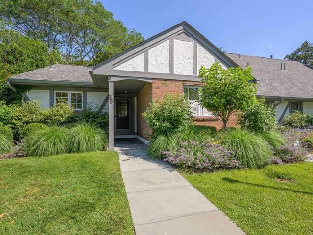 Condo for rent in Southampton