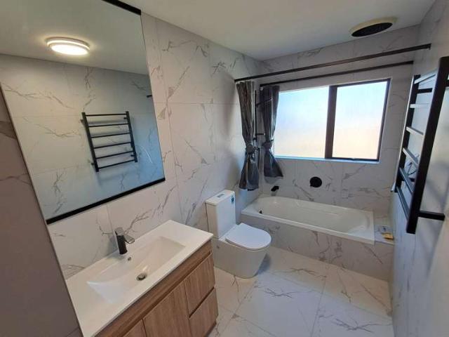 House for rent in The Gardens, Manurewa