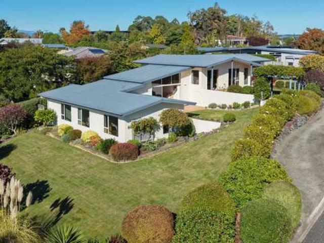 House for sale in Cable Bay, Nelson Bays