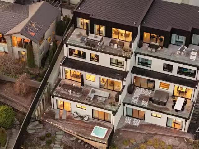 House for sale in Otakou