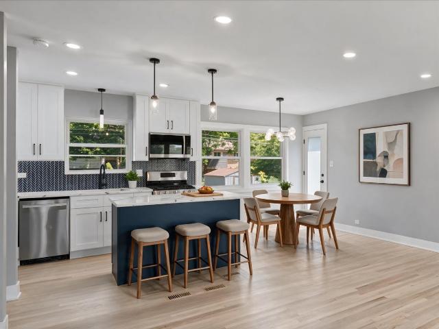 House for sale in Buffalo Grove, Illinois