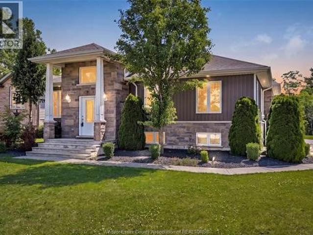 House for sale in Chatham–kent, Ontario