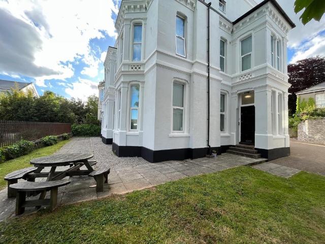 Apartment for rent in Mount Wise