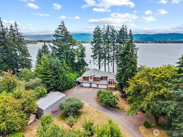 House for sale in Cathlamet, Wahkiakum County