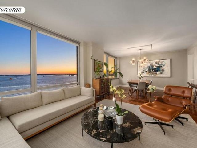 Condo for sale in Arverne, New York