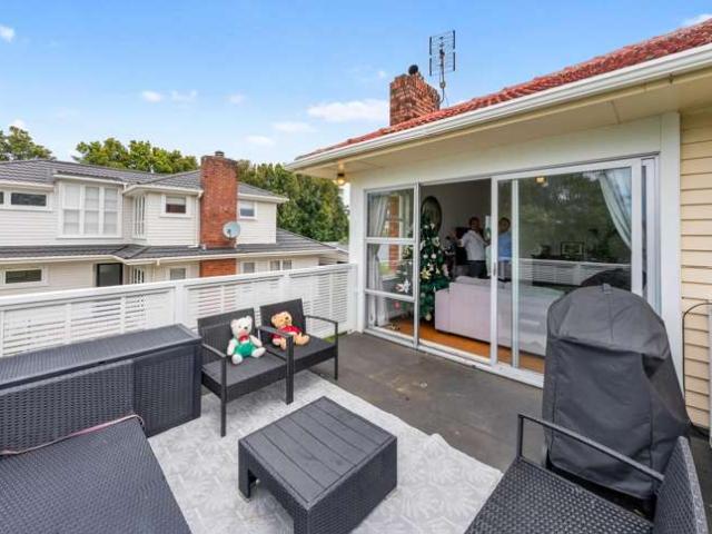 House for sale in Hillsborough