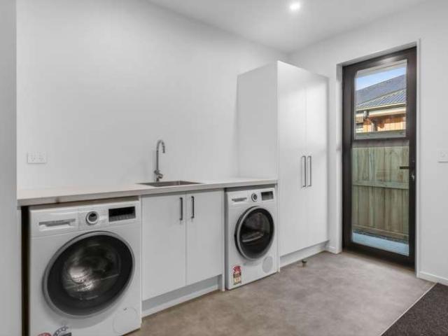 House for sale in Lincoln, Canterbury