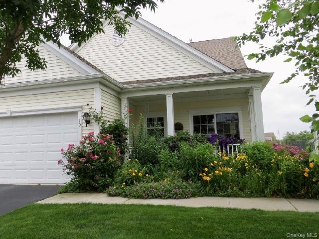 House for sale in Centereach, New York