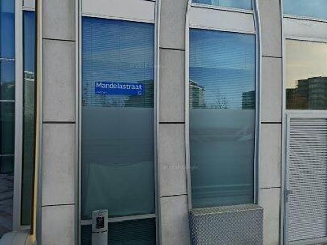 Bedrijfspand te huur in Centrum, Almere-haven
