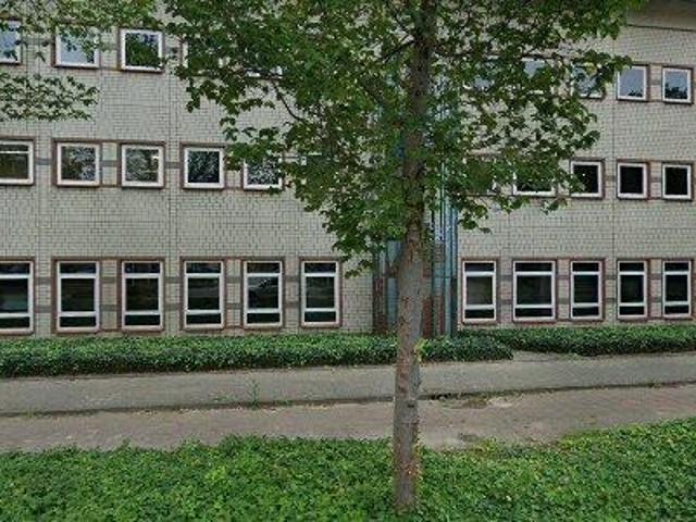 Bedrijfspand te huur in Beukenhorst-Oost, Hoofddorp