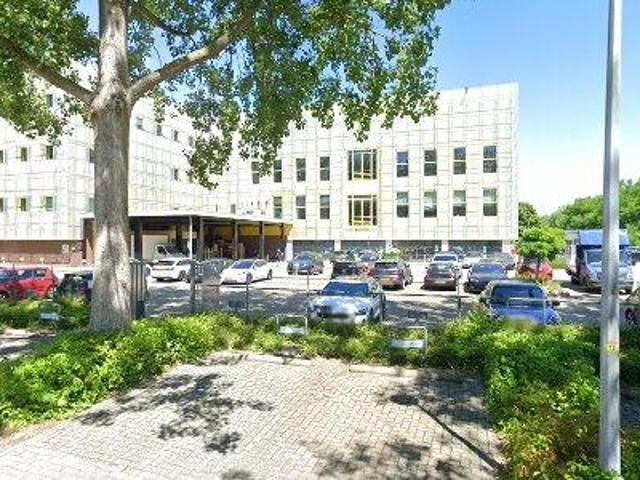 Bedrijfspand te huur in Zoetermeer, Zuid Holland