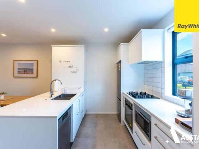 Townhouse for rent in Flat Bush, Howick