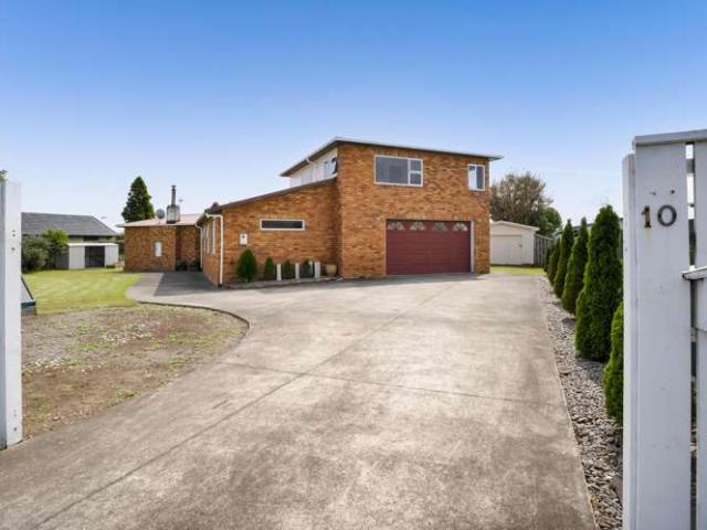 House for sale in Taranaki