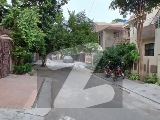 House for sale in لاہور, لاہور ڈویژن