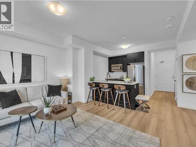 Condo for sale in Ancaster, Ontario