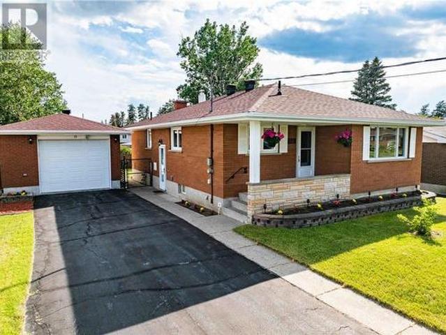 House for sale in Wanup, Ontario