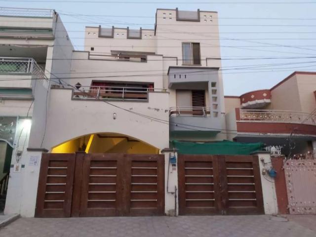 House for sale in سرگودھا, سرگودھا ڈویژن