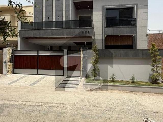 House for sale in Faisalabad, Islamabad Capital Territory