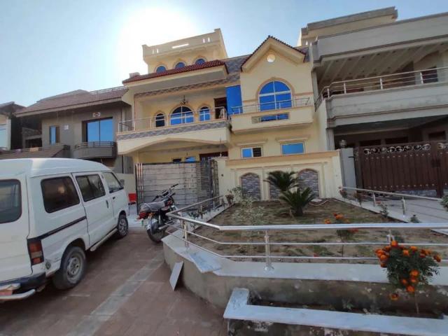 House for sale in جی-13/2, اسلام آباد