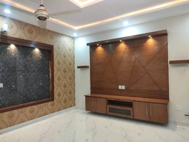House for sale in جی-13/2, اسلام آباد