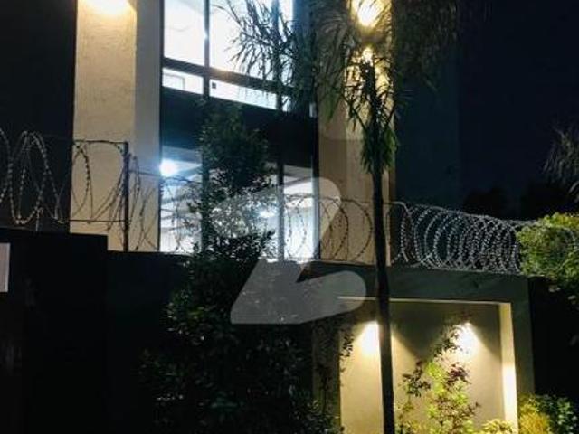 House for sale in Sheikhupura, Islamabad Capital Territory