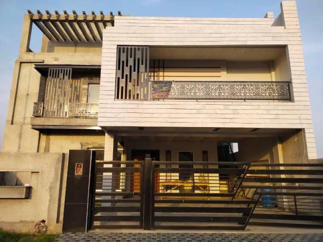 House for sale in Faisalabad, Islamabad Capital Territory