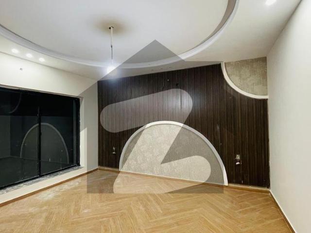House for sale in Faisalabad, Islamabad Capital Territory