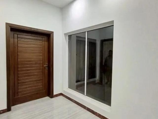 House for sale in Faisalabad, Islamabad Capital Territory