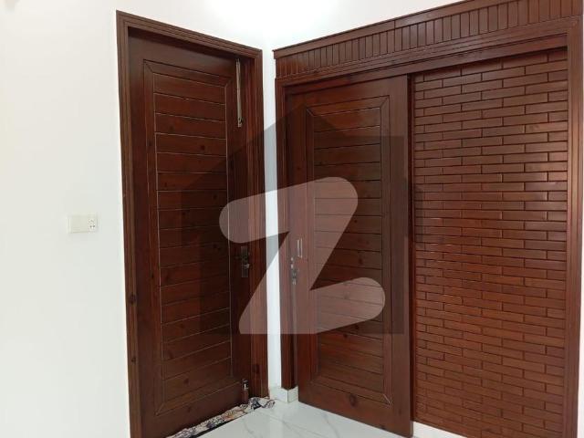 House for sale in Faisalabad, Islamabad Capital Territory