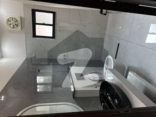 House for sale in Faisalabad, Islamabad Capital Territory