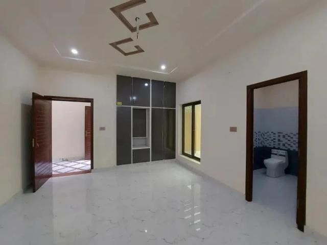 House for sale in Faisalabad, Islamabad Capital Territory