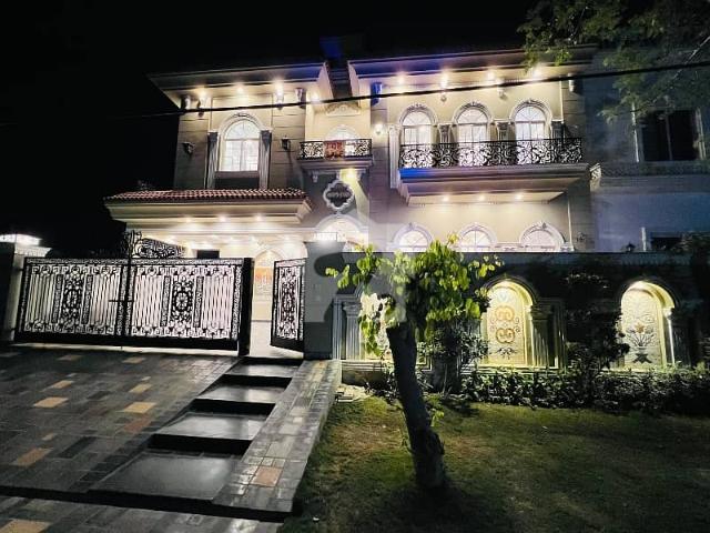 House for sale in لاہور, لاہور ڈویژن