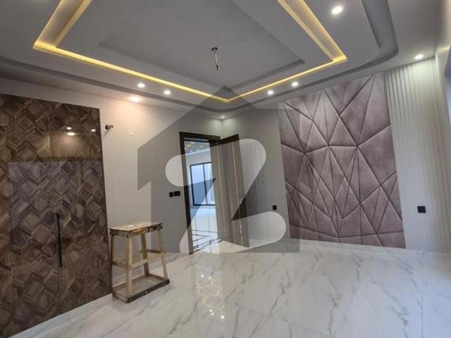 House for sale in Faisalabad, Islamabad Capital Territory