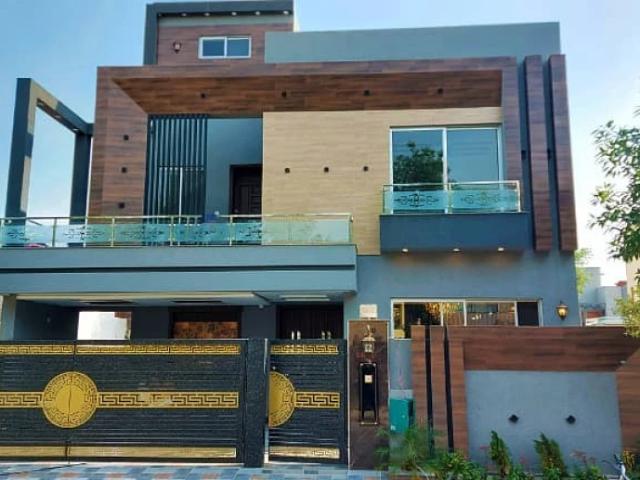 House for sale in بحریہ ٹاؤن‬‎, تروگل