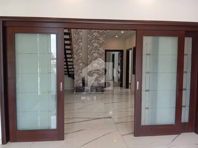 House for sale in Faisalabad, Islamabad Capital Territory