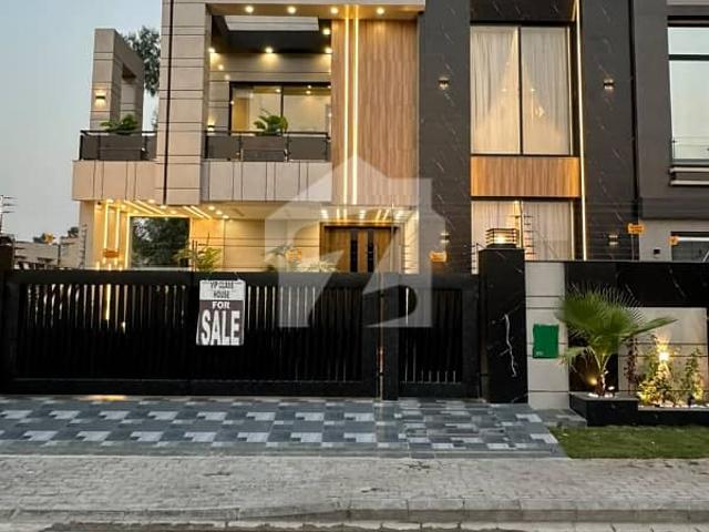 House for sale in لاہور, لاہور ڈویژن