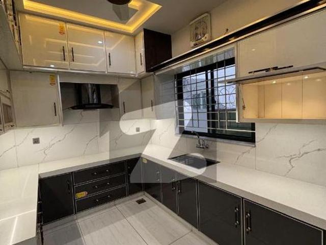 House for sale in Faisalabad, Islamabad Capital Territory