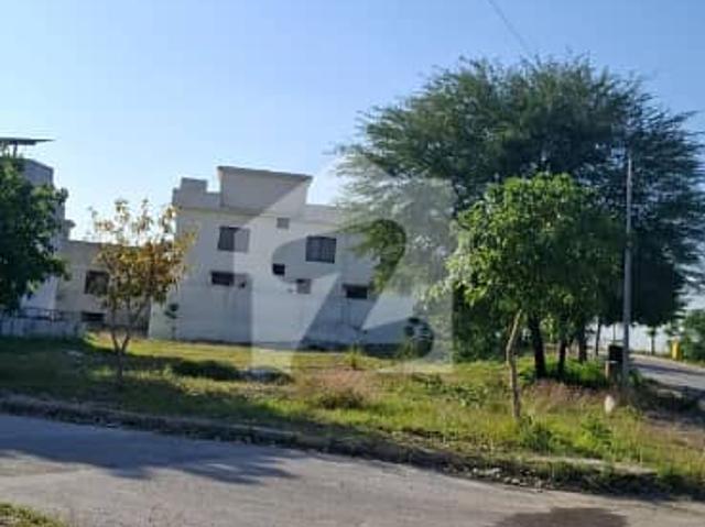 Property for sale in Islamabad