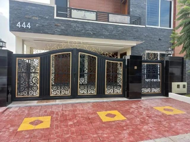 House for sale in Sector F, Phase 8, تحصیل راولپنڈی چھاؤنی