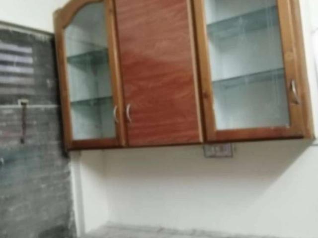 House for sale in عُمر بلاک, لاہور ڈویژن