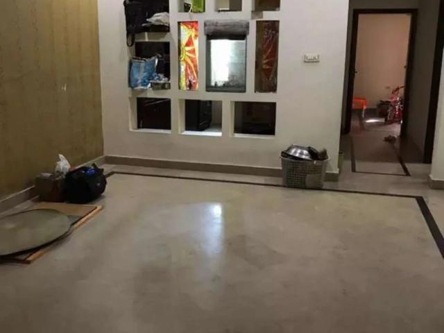 House for sale in Faisalabad, Islamabad Capital Territory