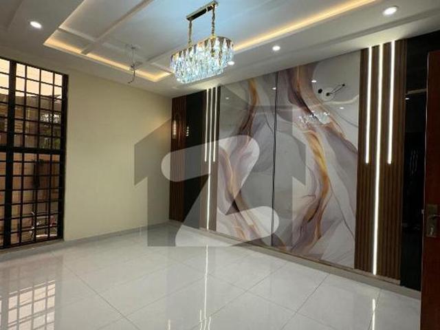 House for sale in Samanabad, لاہور