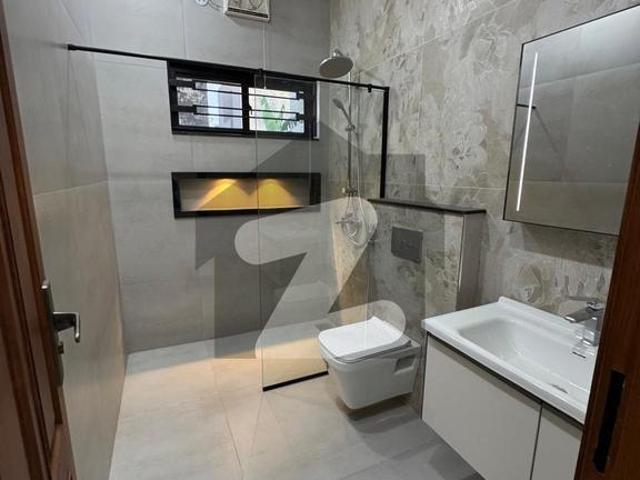 House for sale in Faisalabad, Islamabad Capital Territory