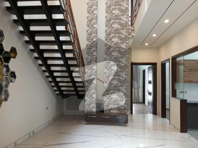 House for sale in Faisalabad, Islamabad Capital Territory