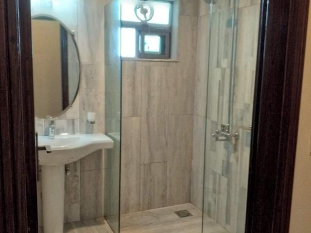 Apartment for sale in Lahore, Askari XI