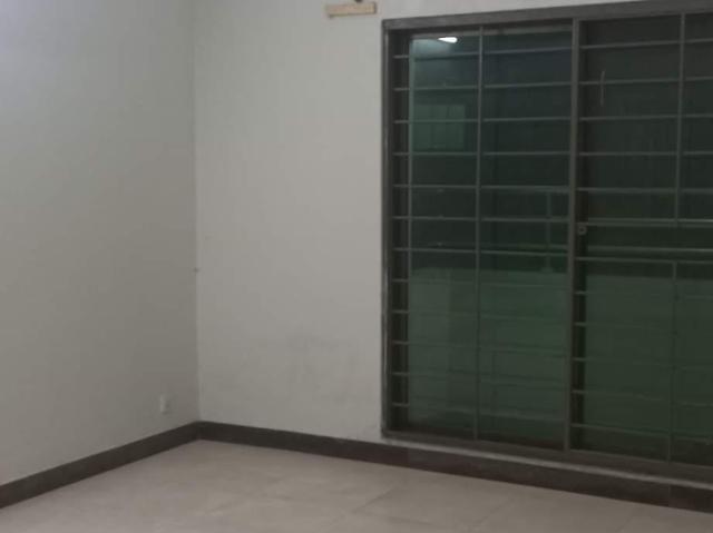 Apartment for sale in Lahore, Askari XI