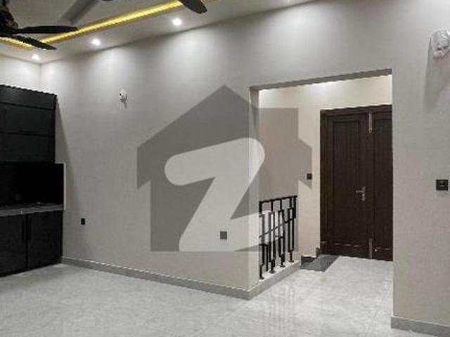 House for sale in Faisalabad, Islamabad Capital Territory