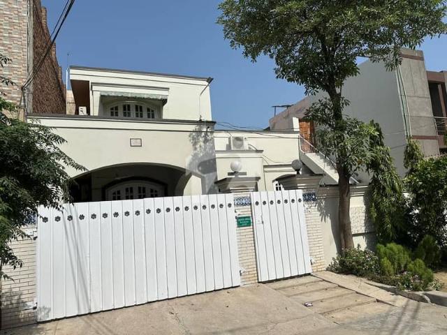 House for sale in Faisalabad, Islamabad Capital Territory