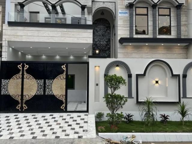 House for sale in تحصیل پشاور شہر, پشاور ڈویژن