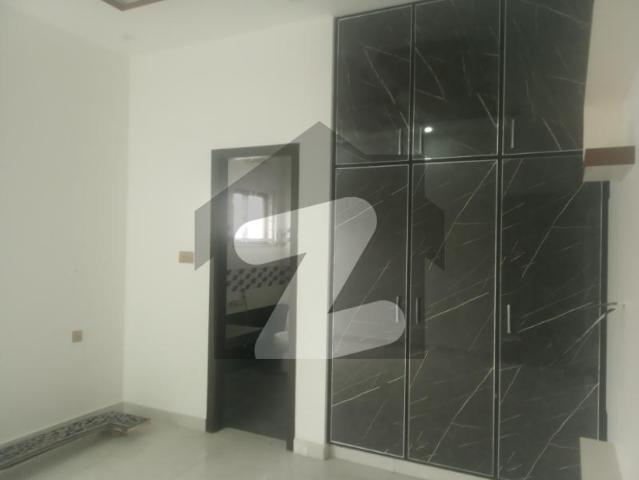 House for sale in Faisalabad, Islamabad Capital Territory